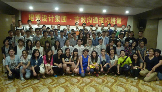 伟德体育 - 综合体育赛事平台|奥体中心相助同伴