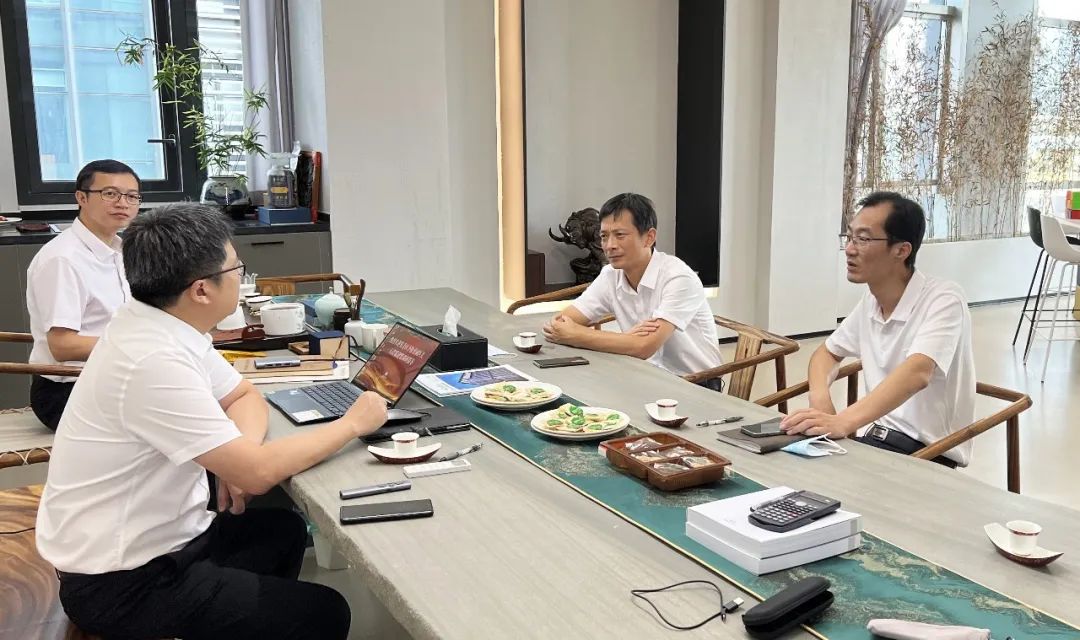 伟德体育 - 综合体育赛事平台|奥体中心相助同伴