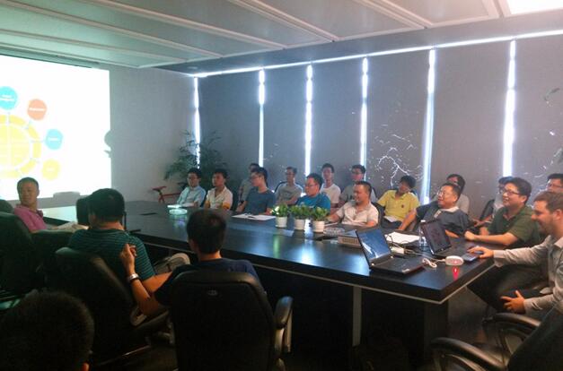 国际团队BIM专家在伟德体育课堂