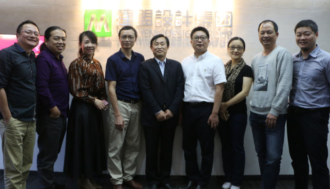 华侨大学黄安民西席一行莅临伟德体育考察指导